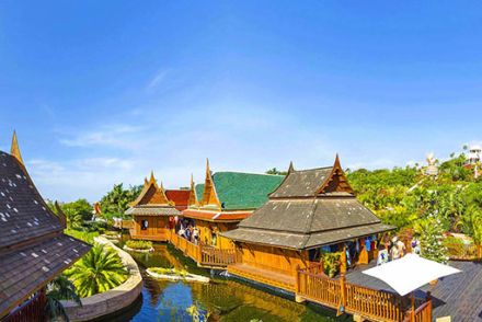 Schwimmender Markt Shopping & Snack Bereich Siam Park Teneriffa